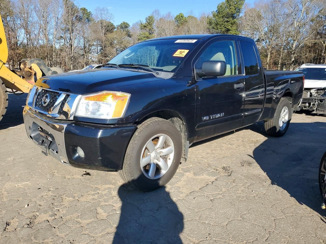 2011 Nissan Titan s
