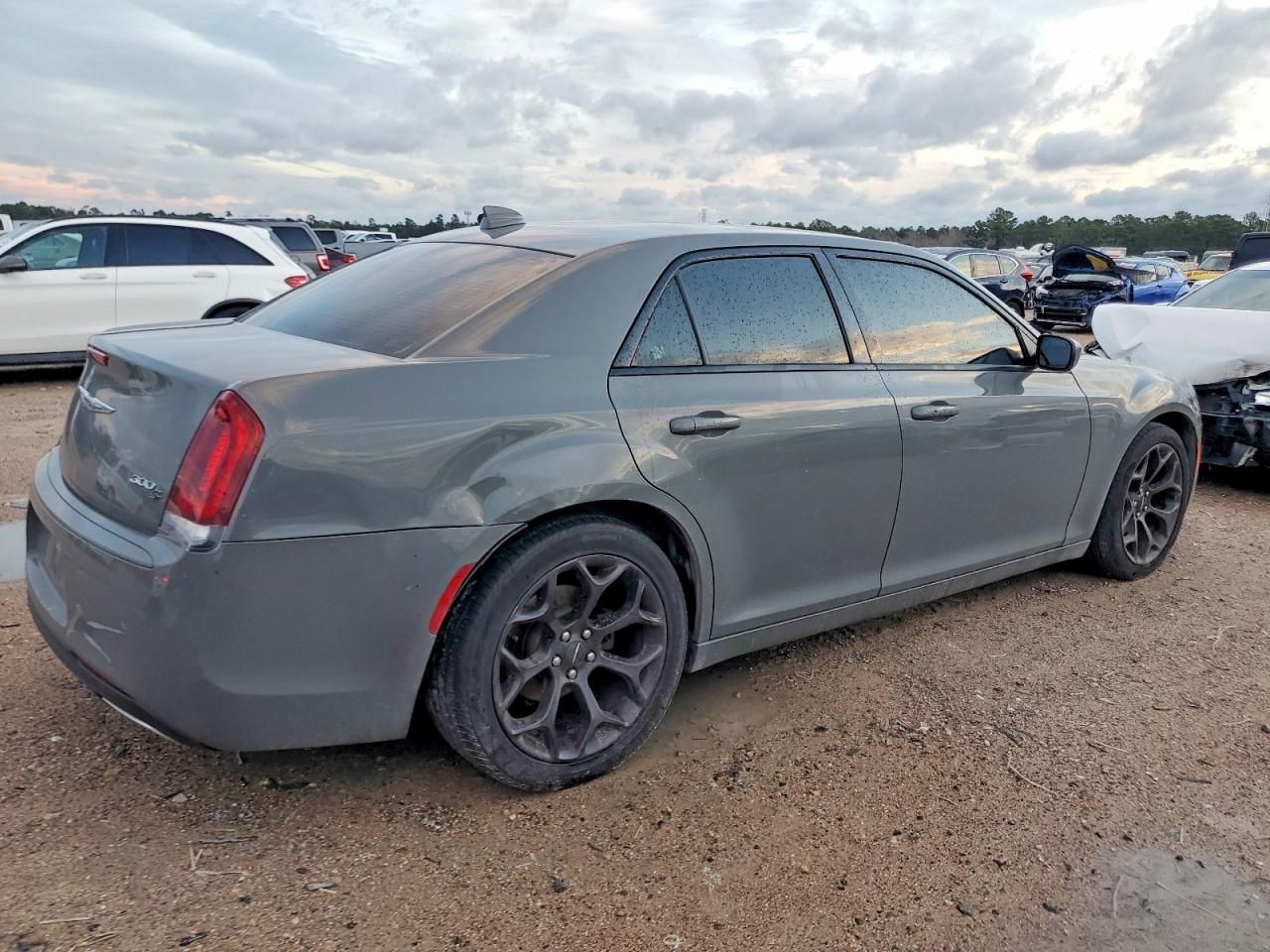 2019 Chrysler 300 s