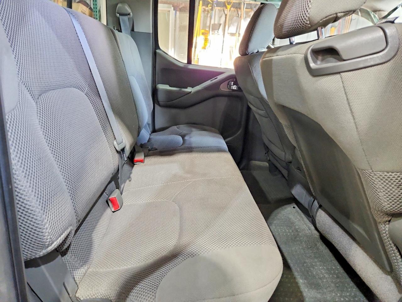 2014 Nissan Frontier S