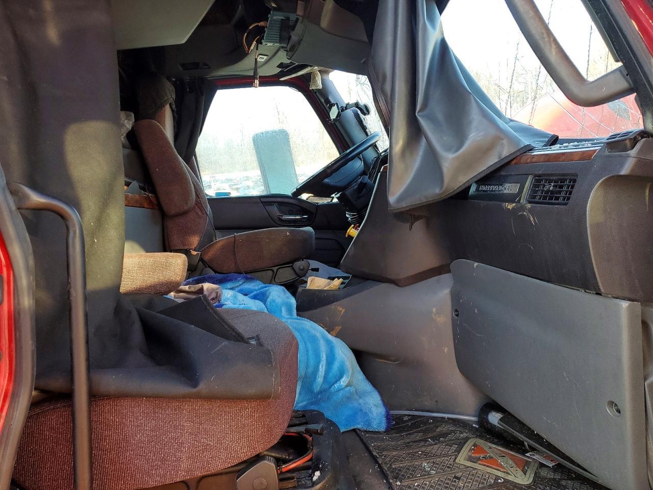 2020 International LT625