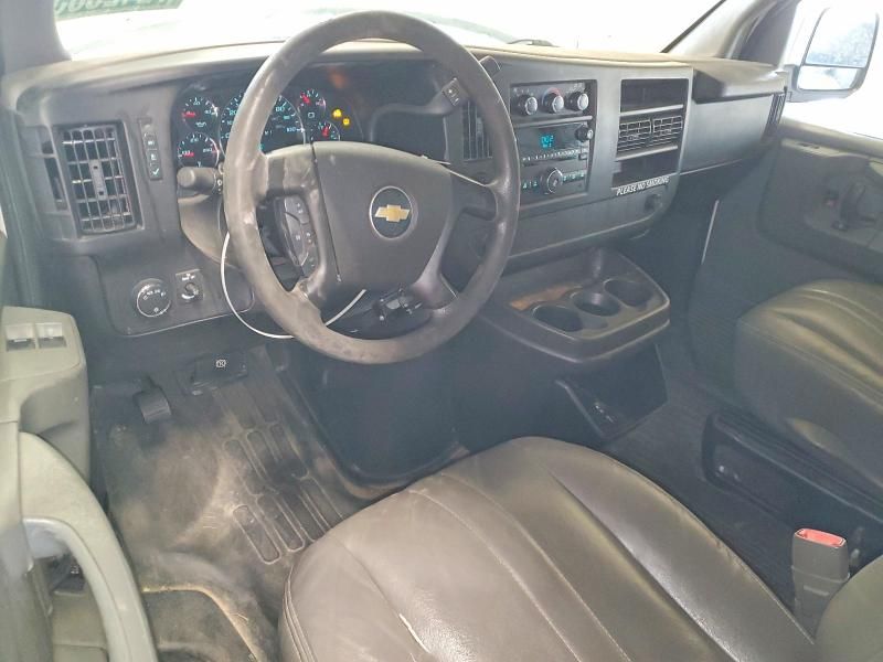 2010 Chevrolet Express G2500 Utility / Service Van