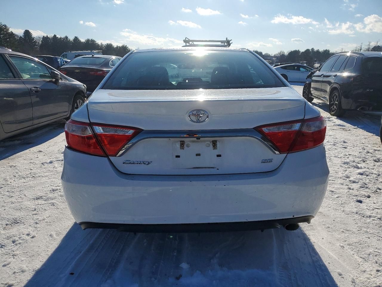 2016 Toyota Camry le