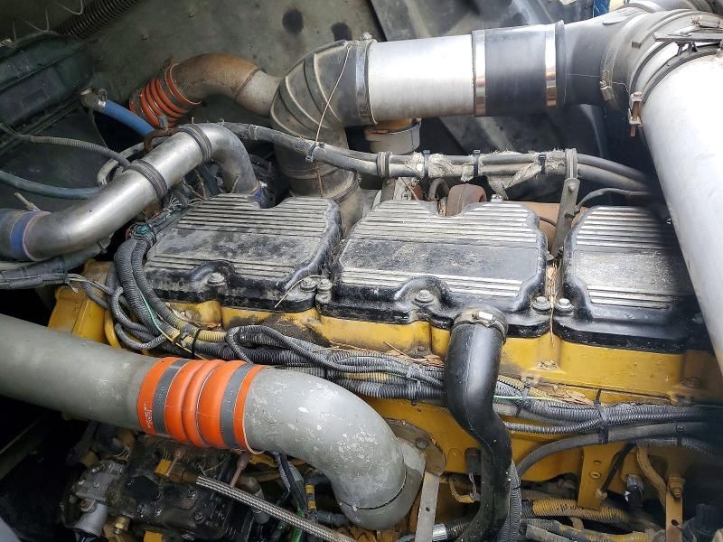 2003 Kenworth W900 Semi Truck