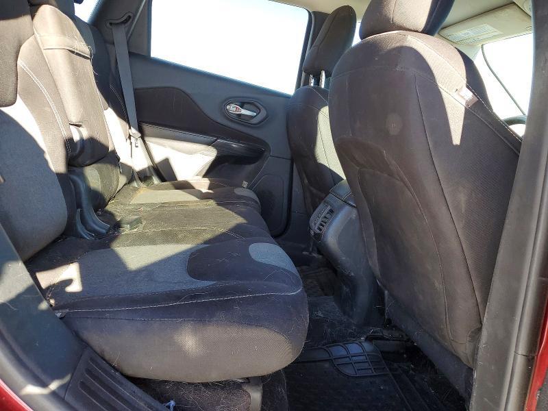 2016 Jeep Cherokee Sport