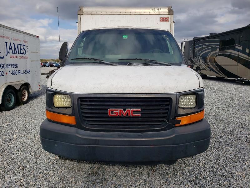 2007 GMC Savana Delivery Truck