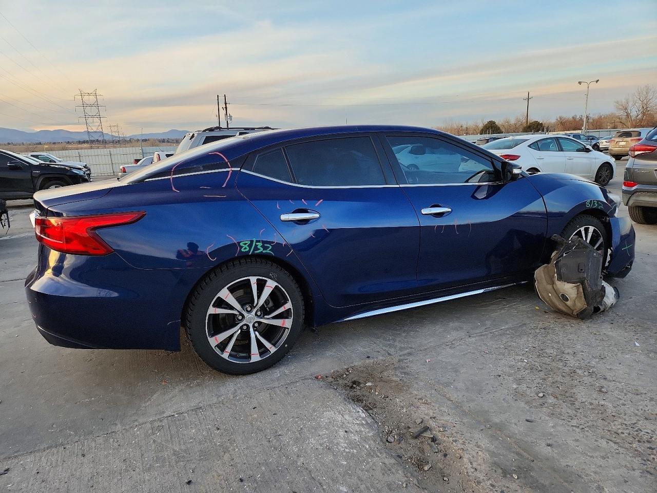 2017 Niss Maxima Platinum