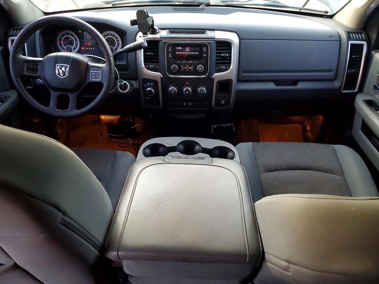 2013 Dodge Ram 1500 slt