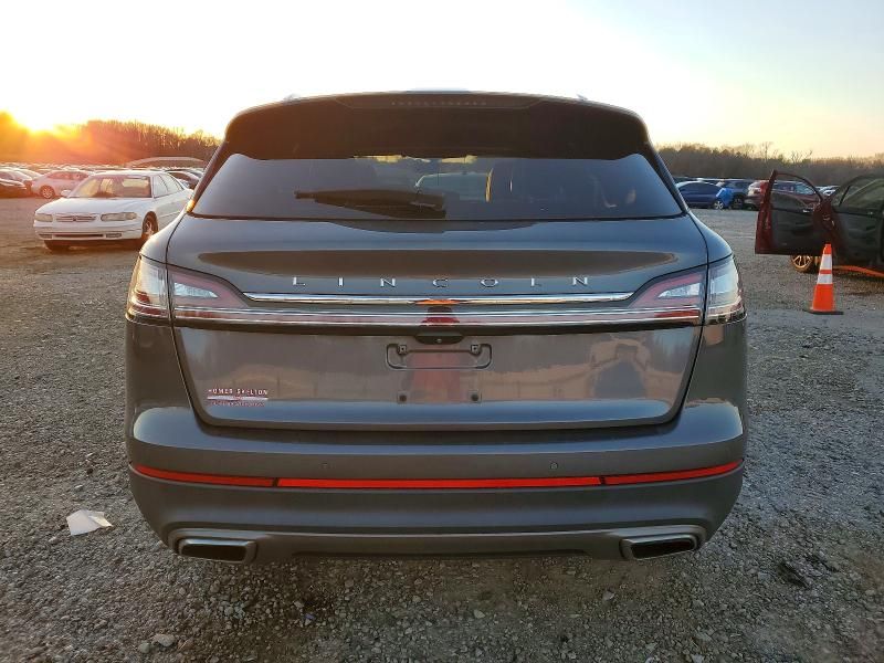 2021 Lincoln Nautilus Reserve