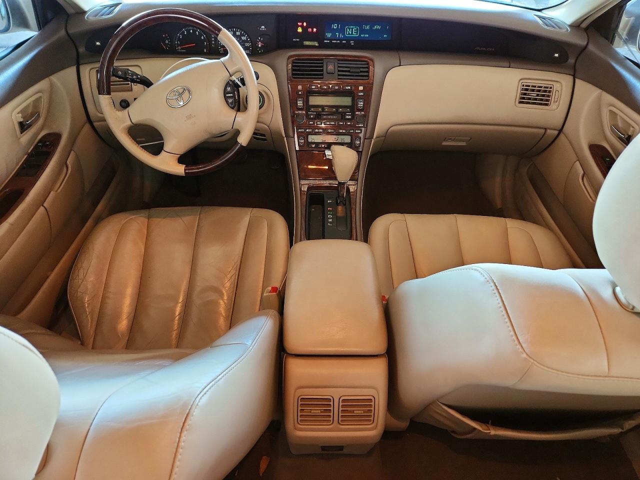 2004 Toyota Avalon xl