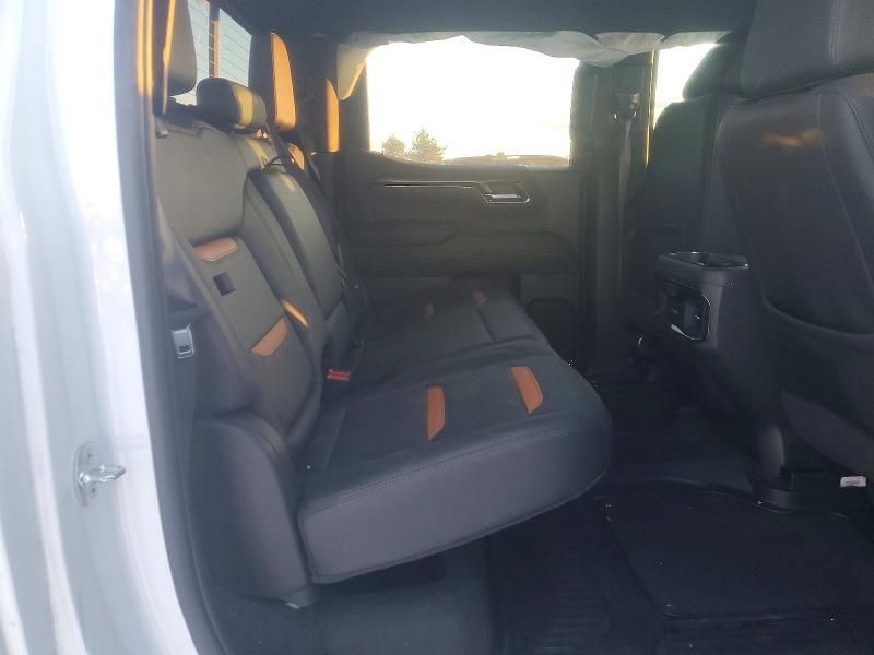 2024 GMC Sierra K1500 AT4