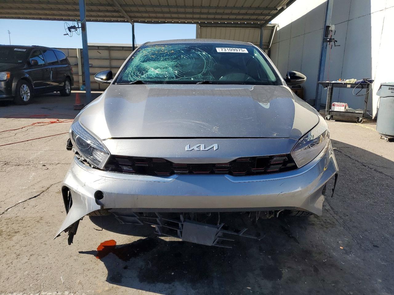 2023 KIA Forte gt Line