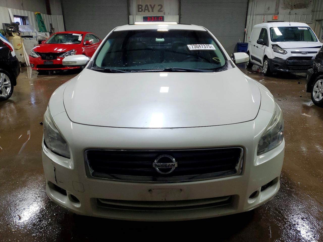 2014 Nissan Maxima s