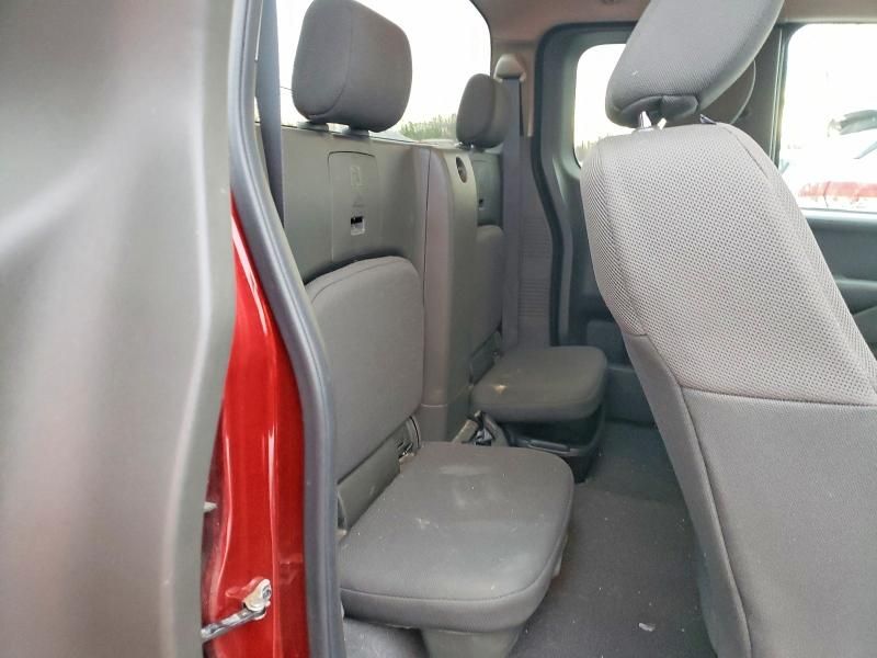 2020 Nissan Frontier s