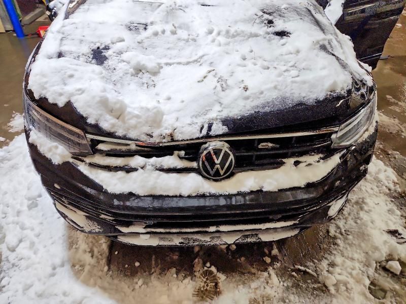 2022 Volkswagen Tiguan se R-line Black