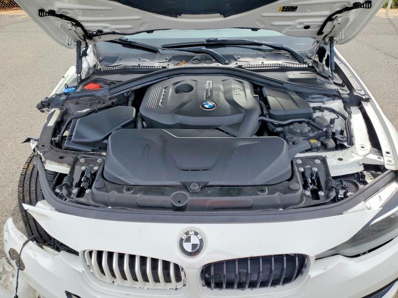 2017 BMW 330 i