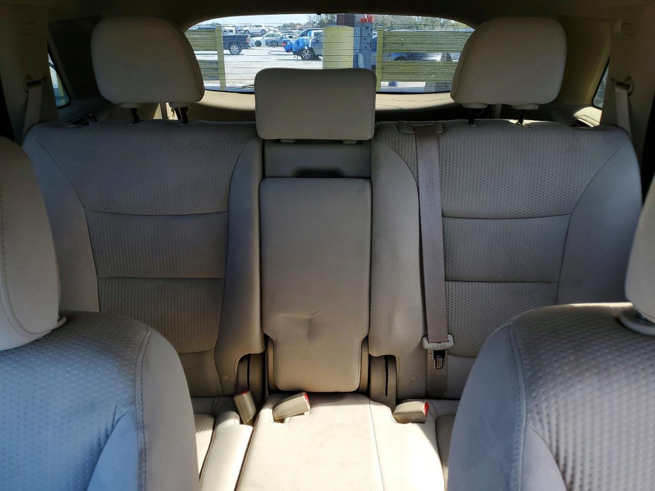 2011 KIA Sorento Base
