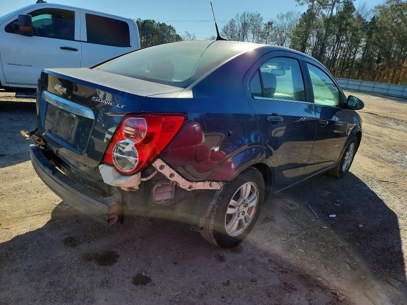 2013 Chevrolet Sonic lt