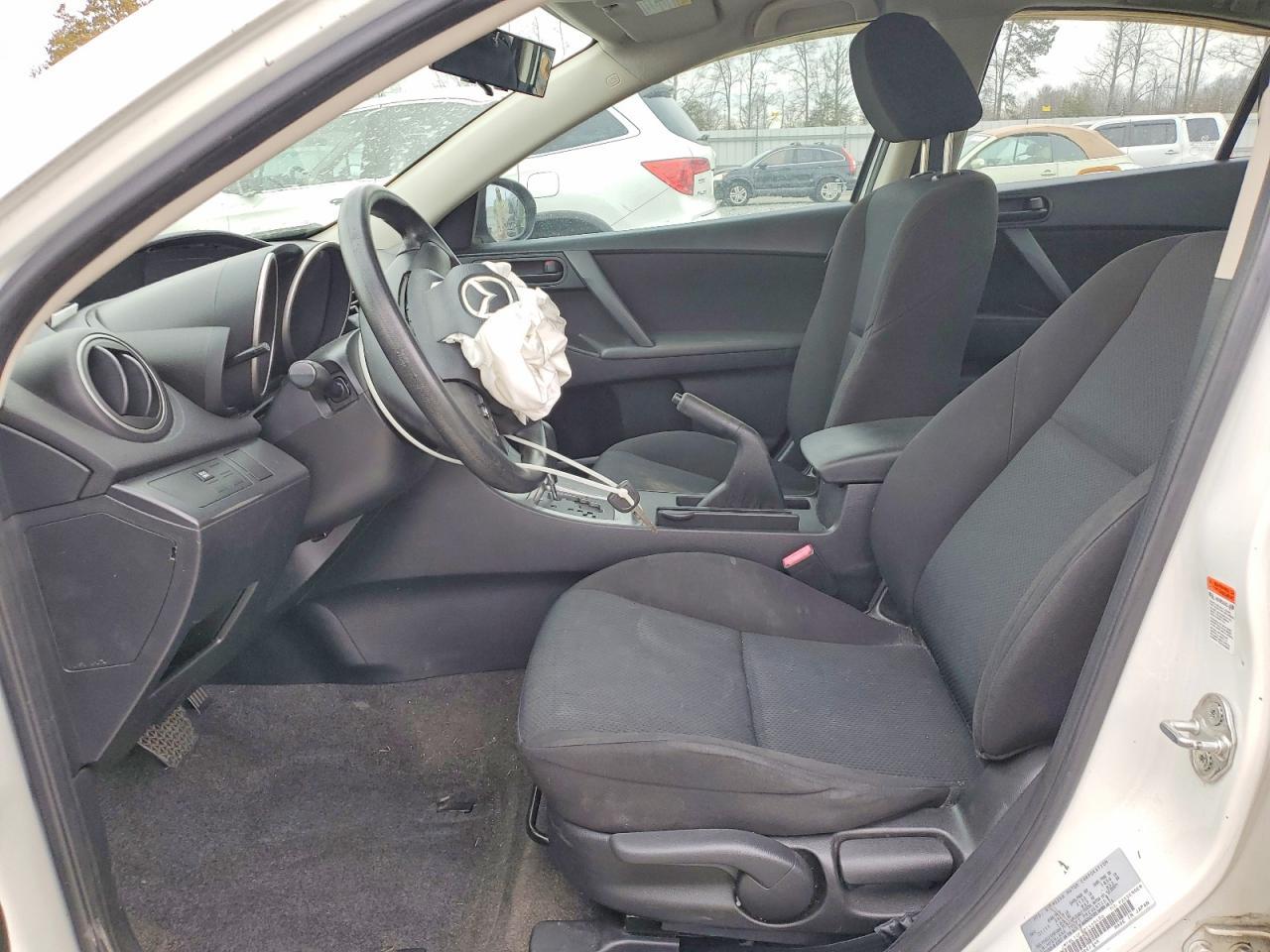 2011 Mazda 3 I