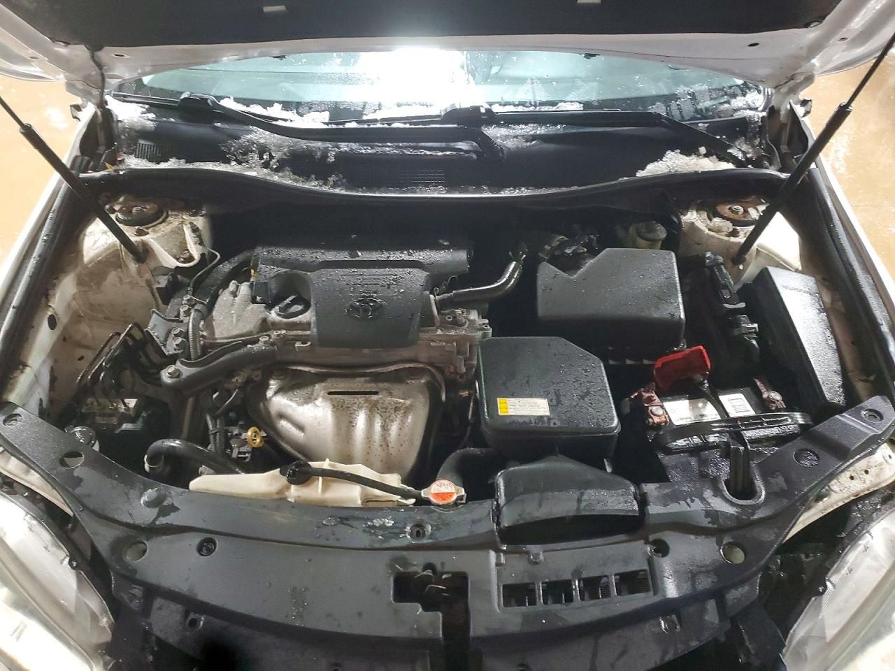 2016 Toyota Camry le