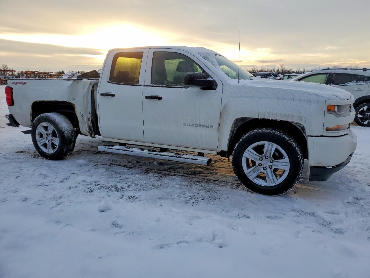 2016 Chevrolet Silverado K1500 Custom