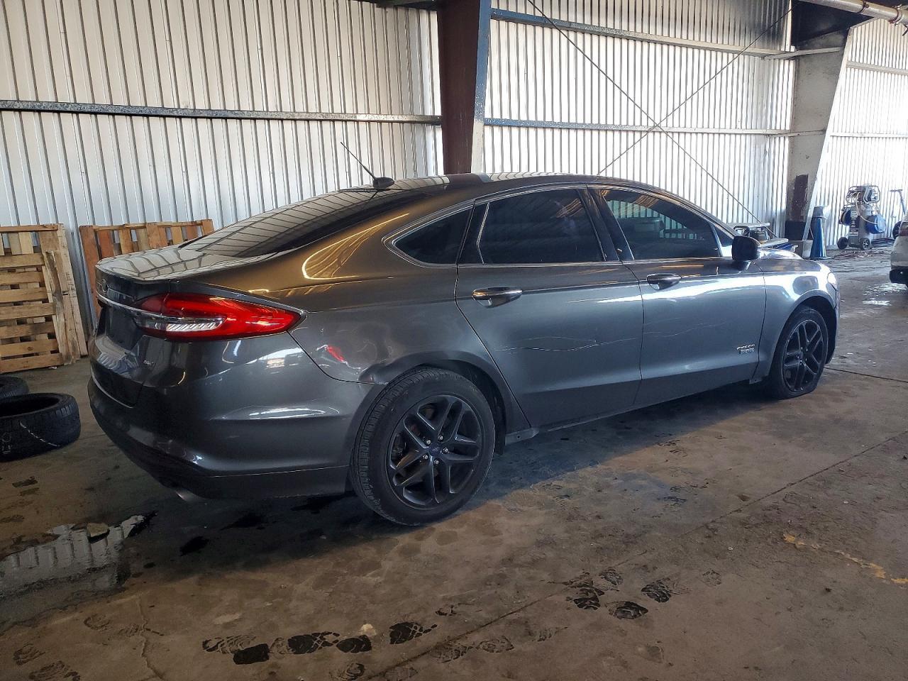 2018 Ford Fusion se Phev