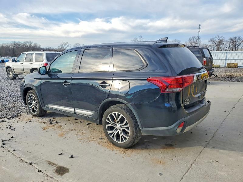2017 Mitsubishi Outlander es
