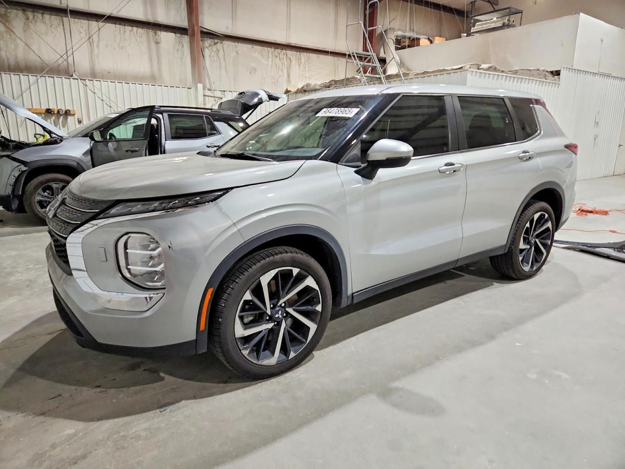 2022 Mitsubishi Outlander es