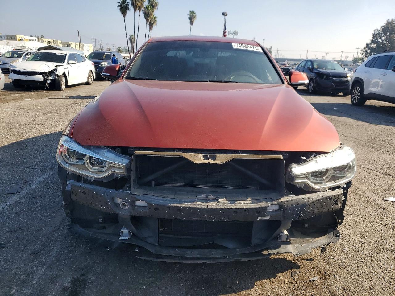 2018 BMW 330 i