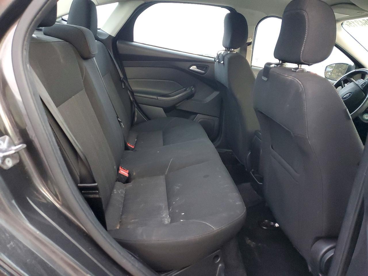 2018 Ford Focus se