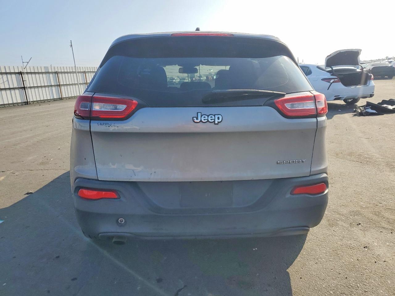 2017 Jeep Cherokee Sport
