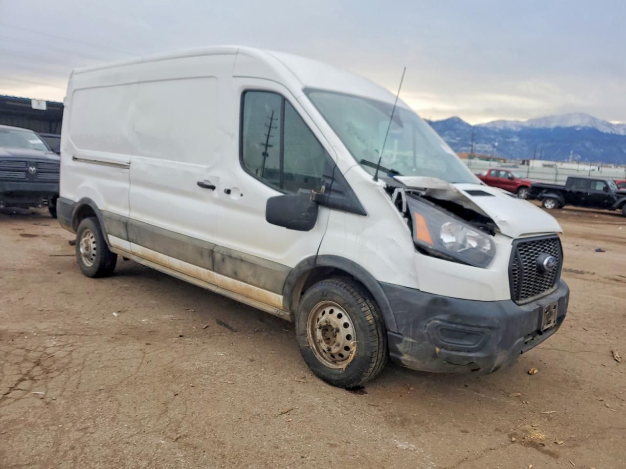 2023 Ford Transit T-250