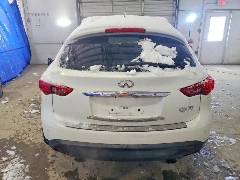 2015 Infiniti Qx70
