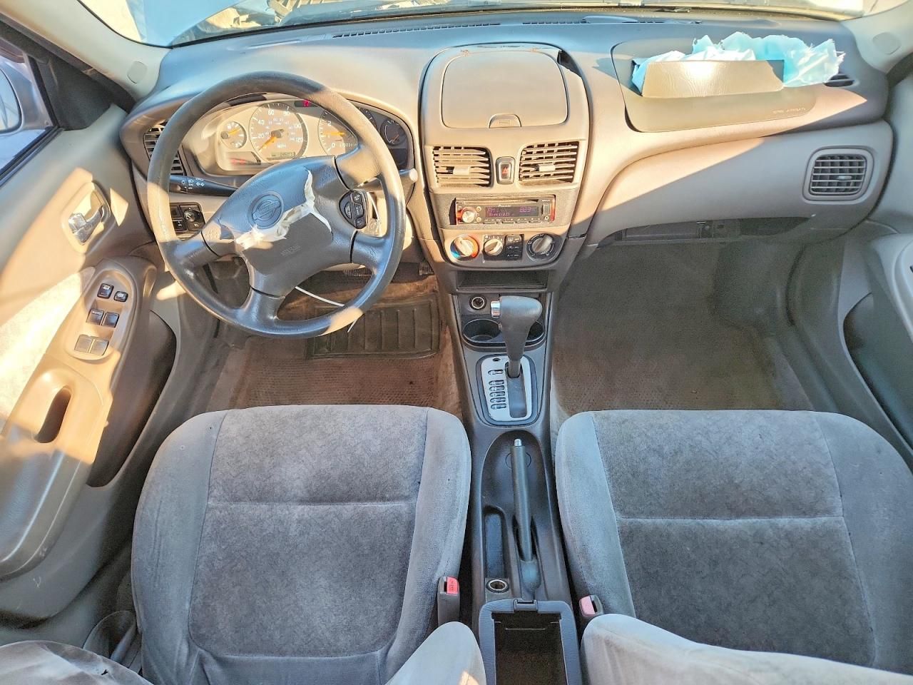 2001 Nissan Sentra xe