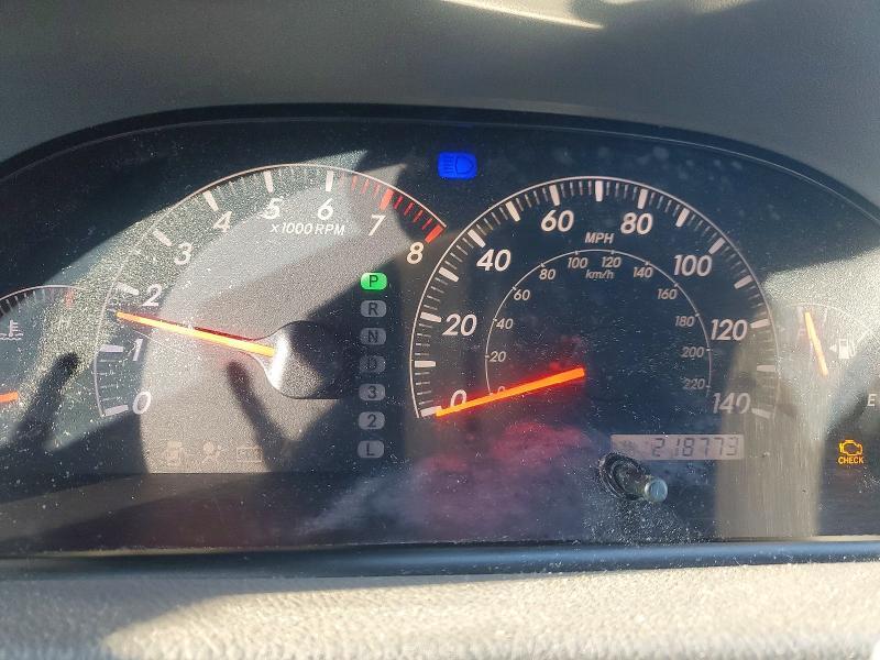 2005 Toyota Camry le