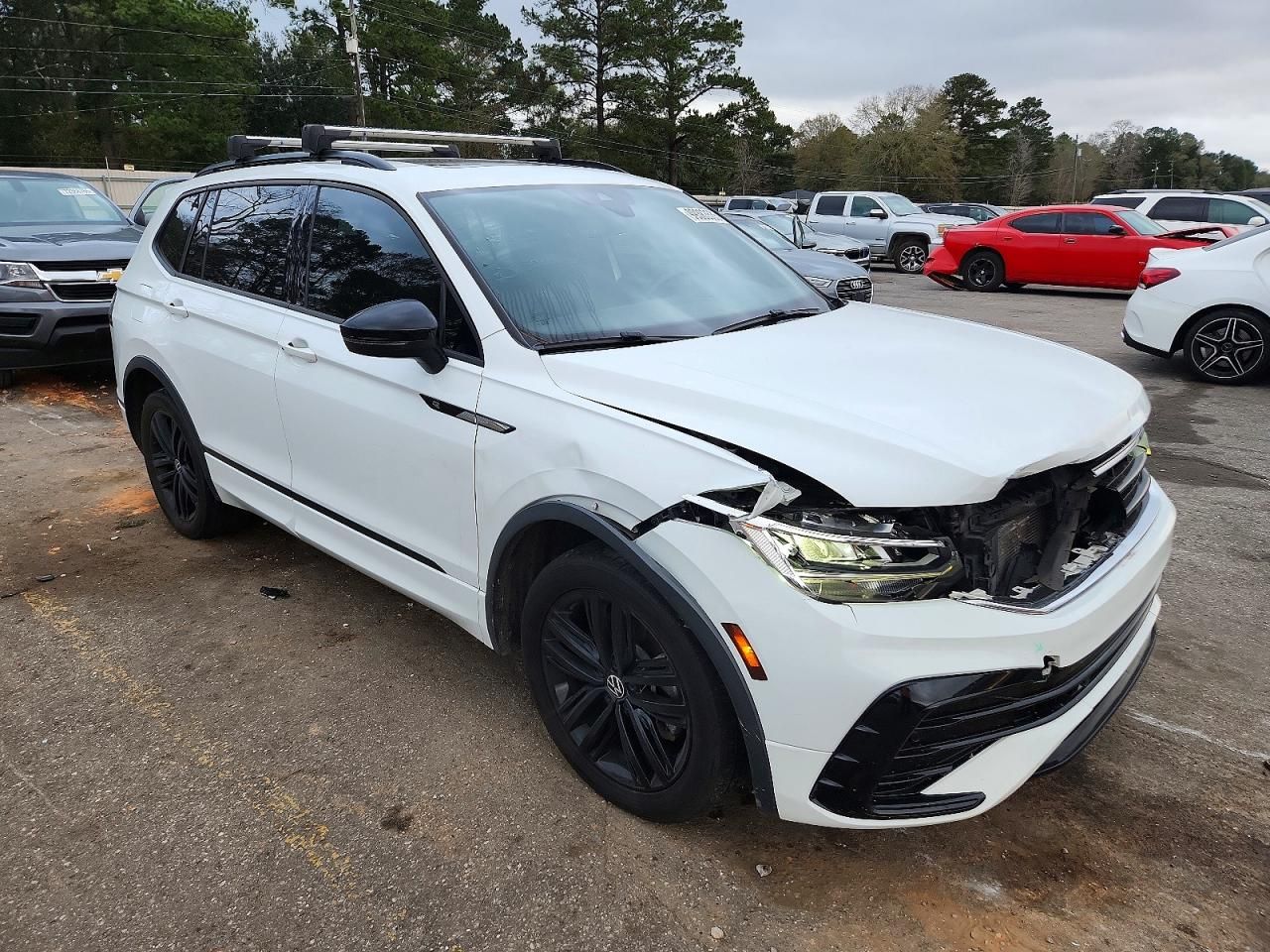 2022 Volkswagen Tiguan se R-line Black