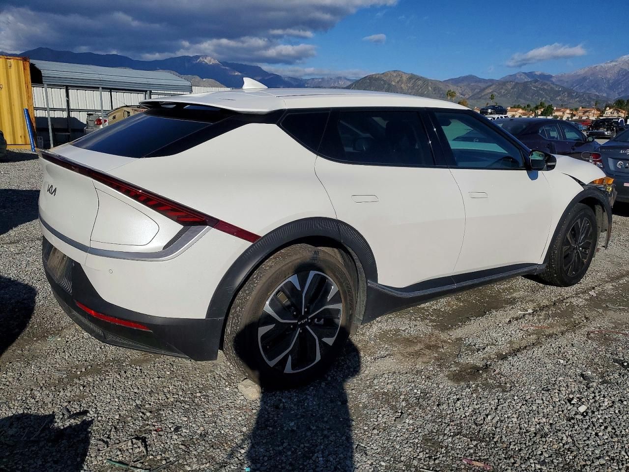 2023 KIA EV6 Light