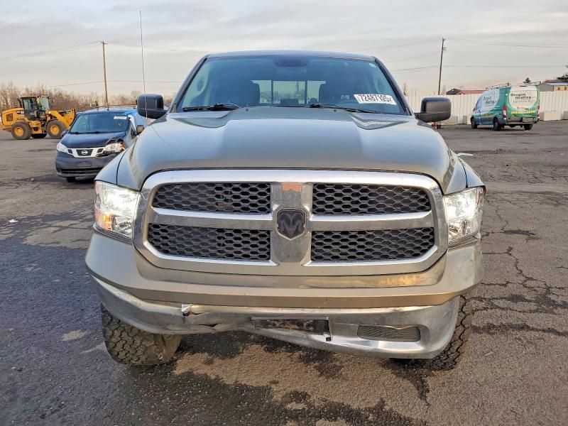 2013 Dodge Ram 1500 slt