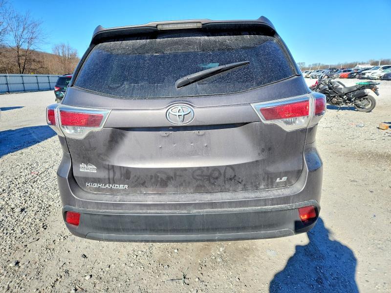2015 Toyota Highlander le
