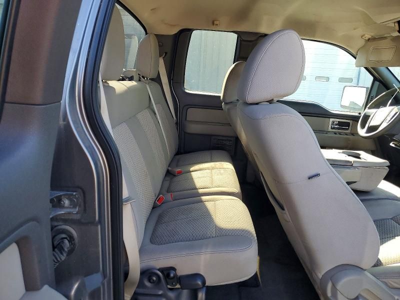 2010 Ford F150 Super cab