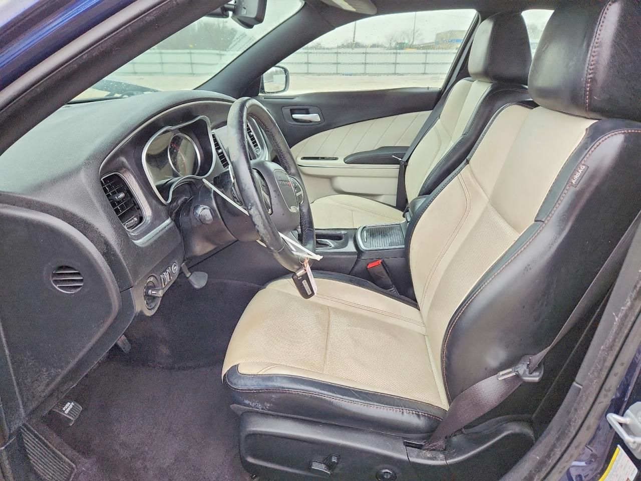 2017 Dodge Charger sxt