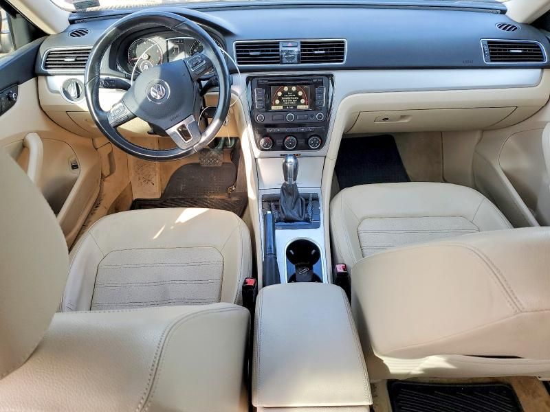 2013 Volkswagen Passat se