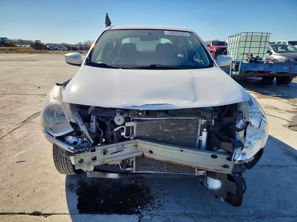 2017 Nissan Versa 1.6 sv