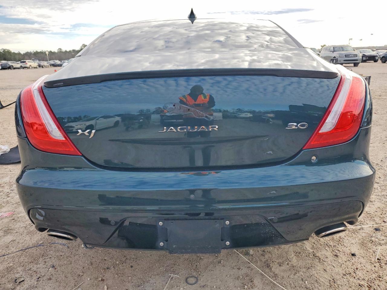 2016 Jaguar XJ
