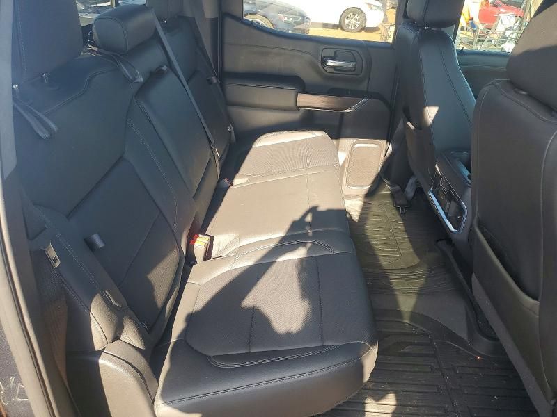 2020 GMC Sierra K1500 slt