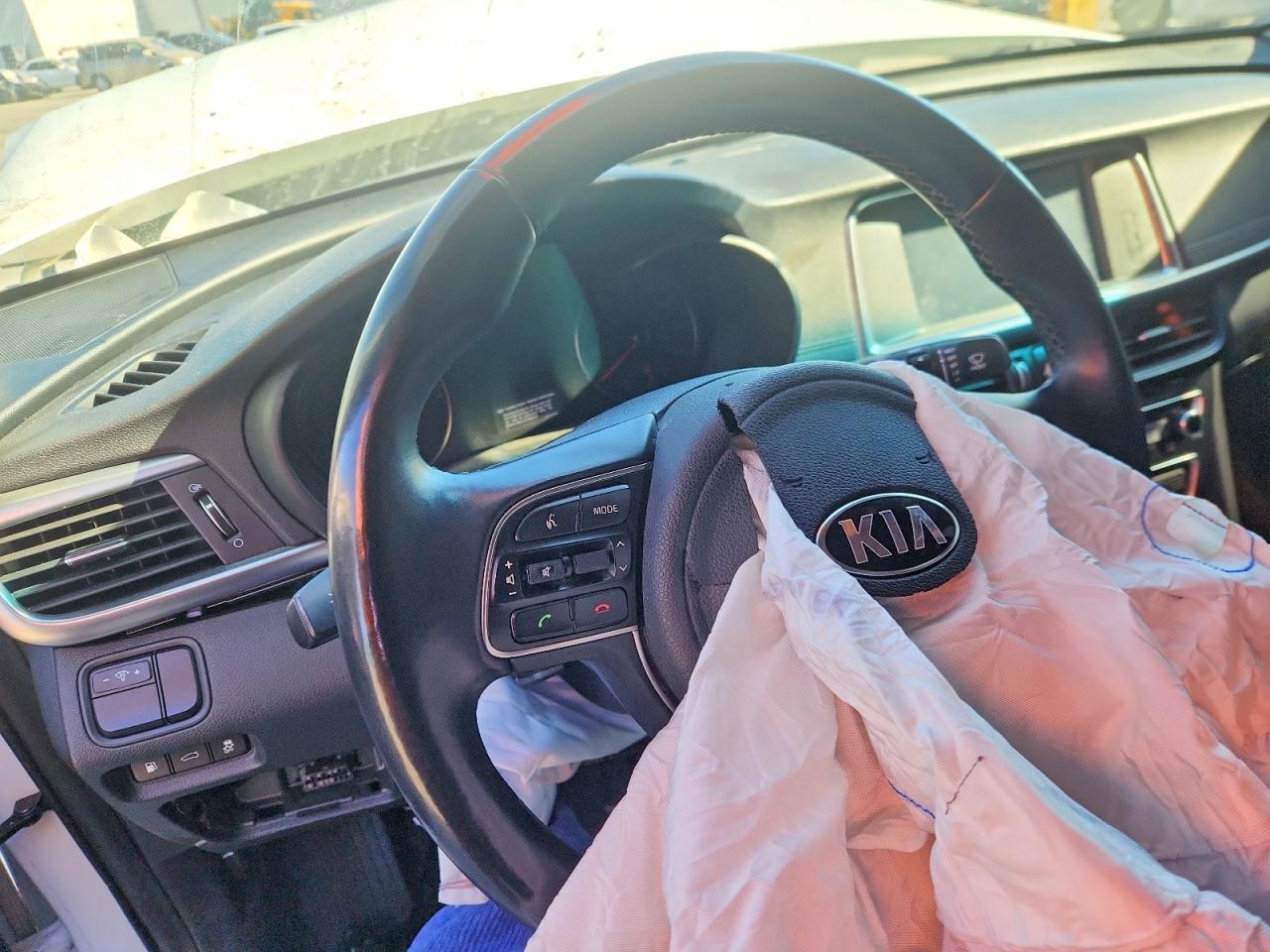 2018 KIA Optima