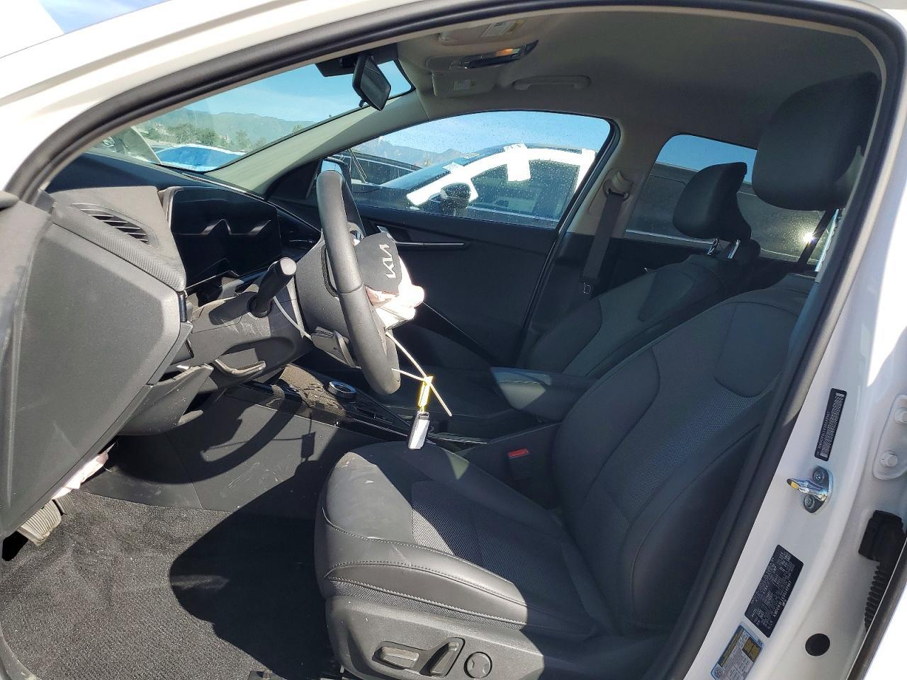 2025 KIA Niro Wind