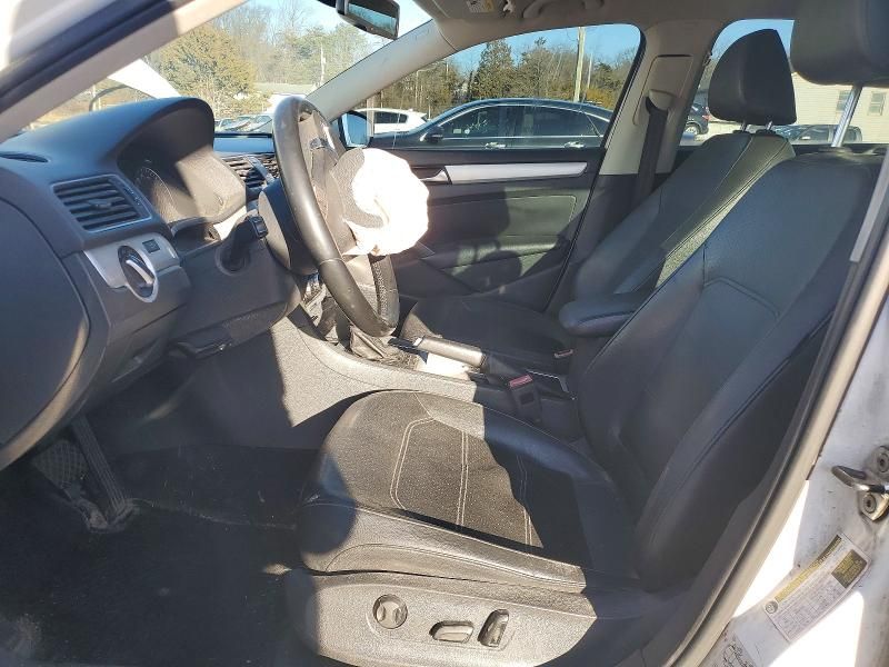 2012 Volkswagen Passat se