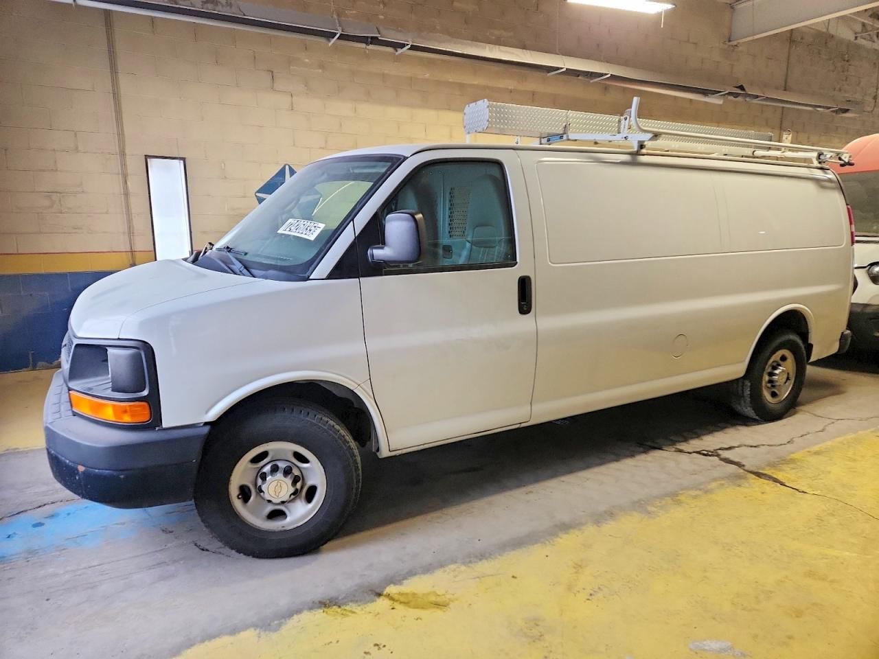 2010 Chevrolet Express G2500 Utility / Service Van