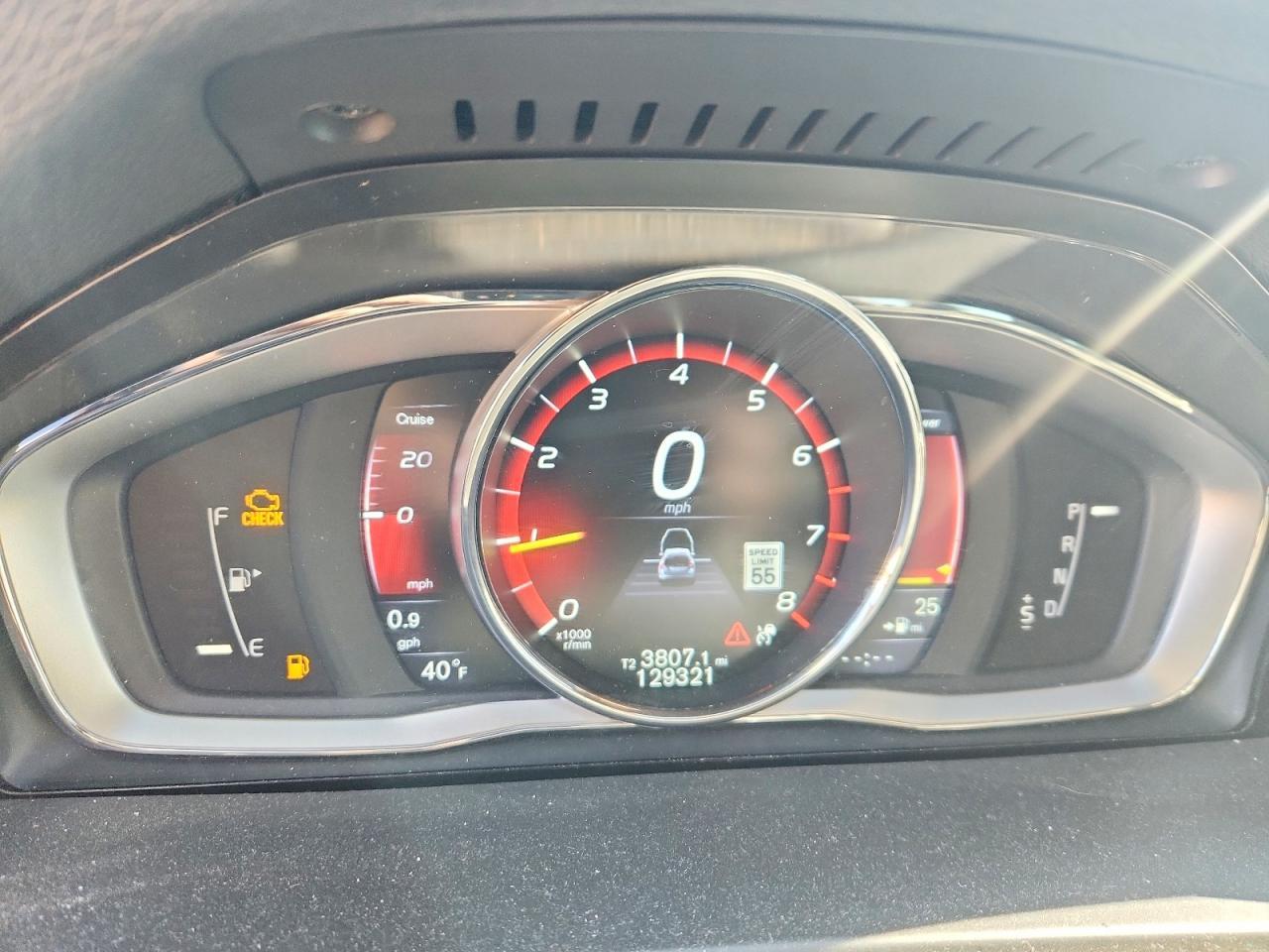 2016 Volvo V60 T5 Platinum