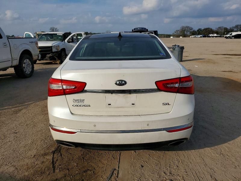 2016 KIA Cadenza Luxury